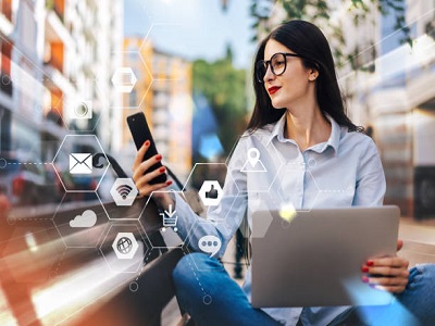 Online Education Revolution: The Transformative Power of the Internet for Learning 